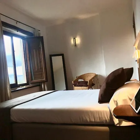 La Oveja De La Alpujarra Couette-café *
