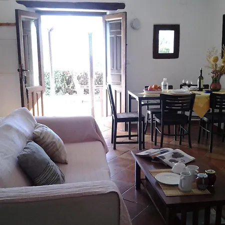 La Oveja De La Alpujarra Couette-café *