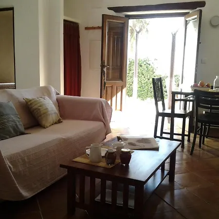 Couette-café La Oveja De La Alpujarra *