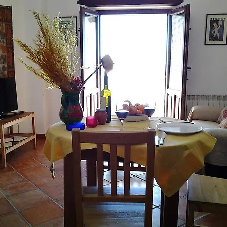 Couette-café La Oveja De La Alpujarra *