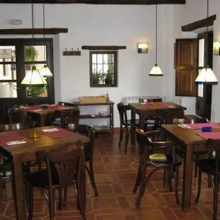 Couette-café La Oveja De La Alpujarra *